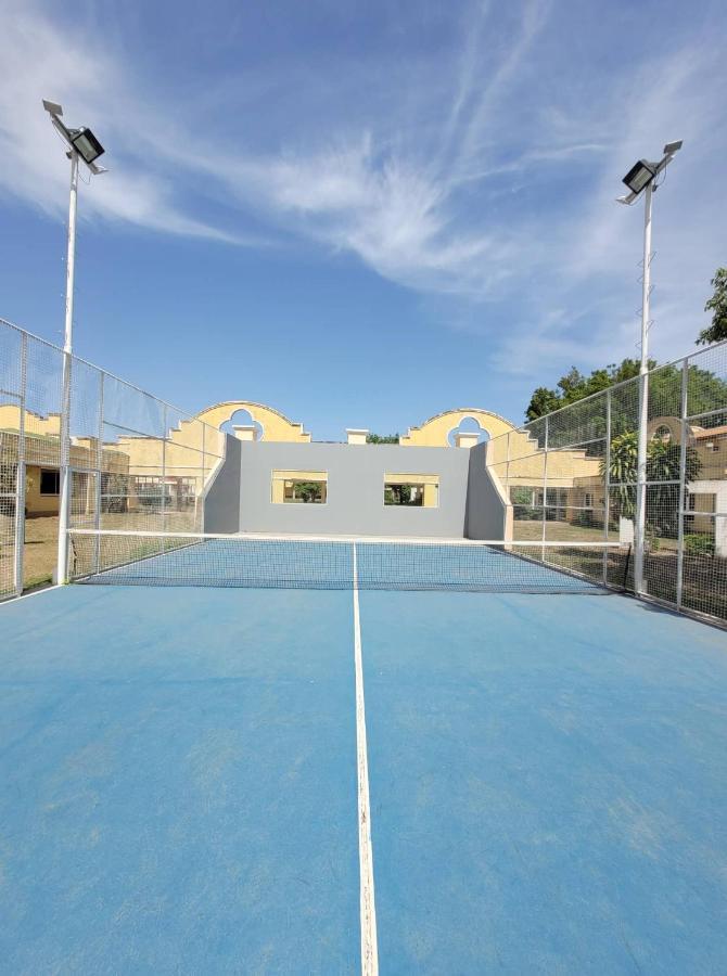 Hotel Portico Norte Tartagal المظهر الخارجي الصورة
